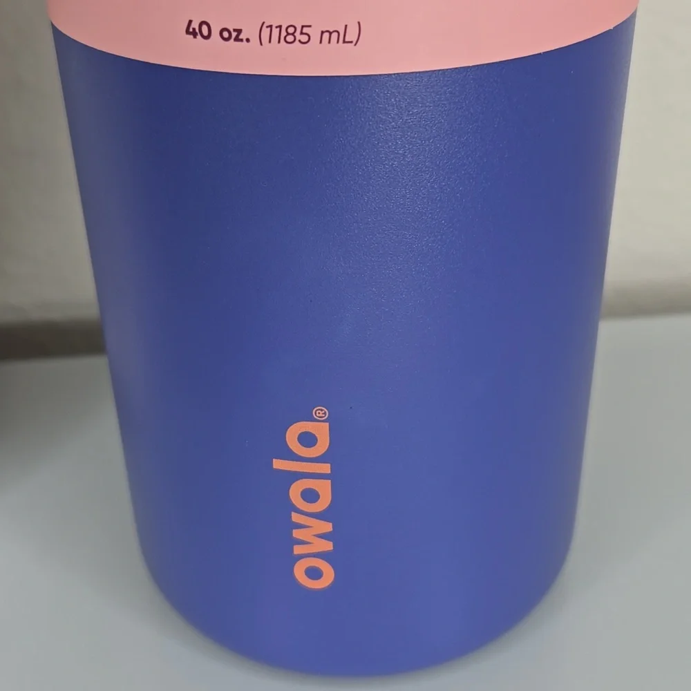 NWT Owala FreeSip Stainless Steel Water Bottle 40oz Color: Blue Jay - Picture 3 of 10